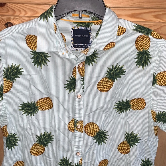 Denim & flower Ricky Singh striped pineapple novelty island shirt size L - Picture 2 of 3